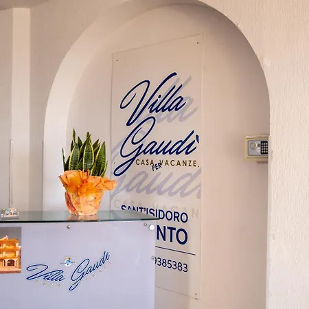 Gaudi - Pedrera Holiday home Sant Isidoro (Apulia)