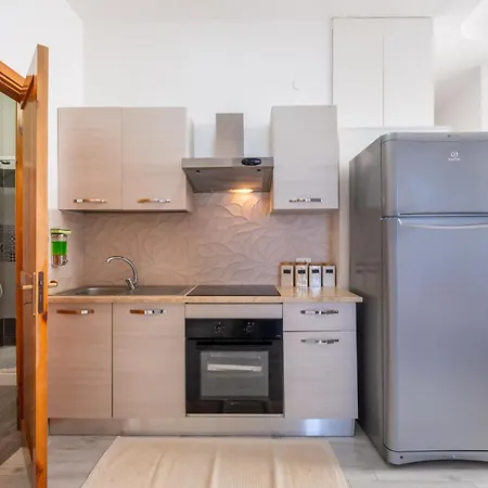 Gaudi - Pedrera * Сант-Исидоро